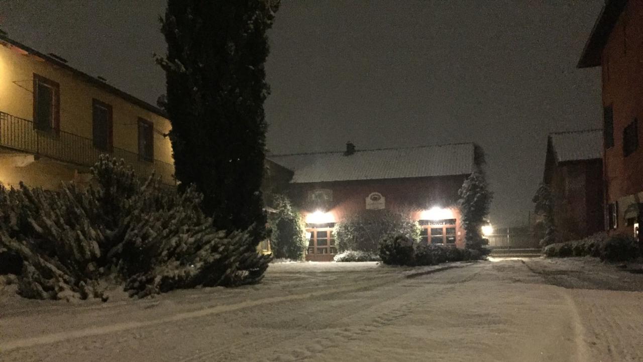 Agriturismo Cascina Maiocca Mediglia Exterior foto